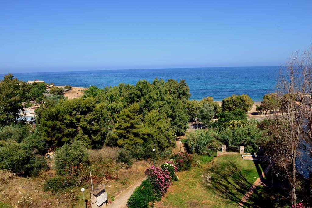 Elegant Beach Hotel Kyparissia Exterior photo